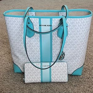 New w Tag-Large Michael Kors Tote & Large Wallet! Ocean Blue / Teal color